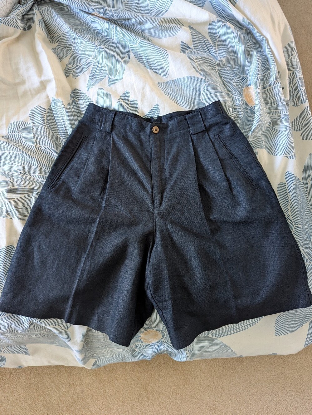 Vintage 90's Lizsport Linen Cotton Blend High Waist Pleated Tailored Shorts